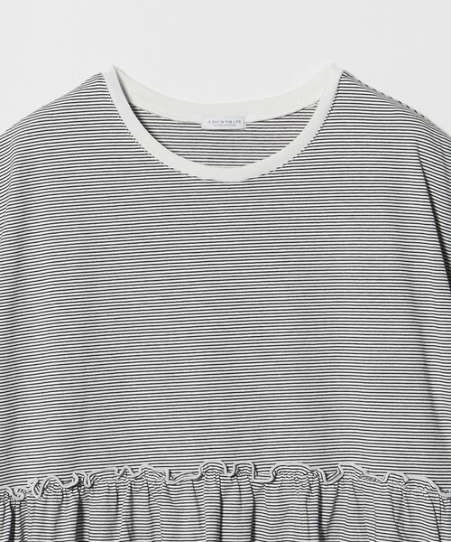 A DAY IN THE LIFE UNITED ARROWS(アデイインザライフユナイテッドアローズ)の「プレーティング ペプラムカットソー <A DAY IN THE LIFE>(Tシャツ/カットソー・レディース・ダークグレー/オフホワイト/ライム/その他1・FREE)」の15枚目の写真
