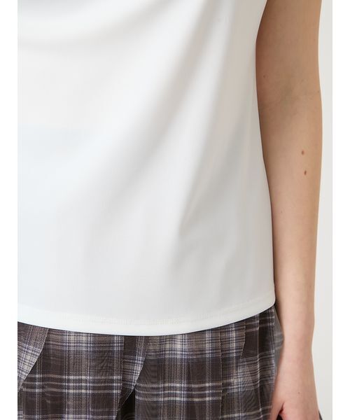 CELFORD（セルフォード）の「【洗える】アシンメトリーカットトップス（Tシャツ/カットソー・レディース・オフホワイト/ピンクベージュ/ネイビー・F）」の10枚目の写真