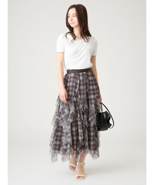 CELFORD（セルフォード）の「【洗える】アシンメトリーカットトップス（Tシャツ/カットソー・レディース・オフホワイト/ピンクベージュ/ネイビー・F）」の11枚目の写真