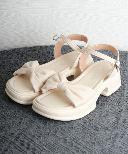 Miniministore(ミニミニストア)の「太ヒールサンダル レディース リボン風夏(サンダル・レディース・アイボリー/ブラック・24.5cm/24.0cm/23.5cm/23.0cm/22.5cm/25.0cm)」の21枚目の写真