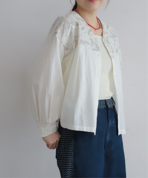 NOMBRE IMPAIR(ノンブルアンペール)の「インドコットン 金糸刺繍V開きブラウス(シャツ/ブラウス・レディース・ホワイト・FREE)」の6枚目の写真