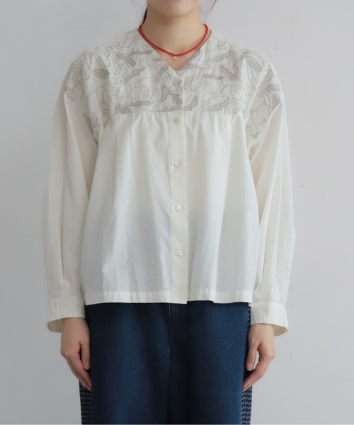 NOMBRE IMPAIR(ノンブルアンペール)の「インドコットン 金糸刺繍V開きブラウス(シャツ/ブラウス・レディース・ホワイト・FREE)」の18枚目の写真