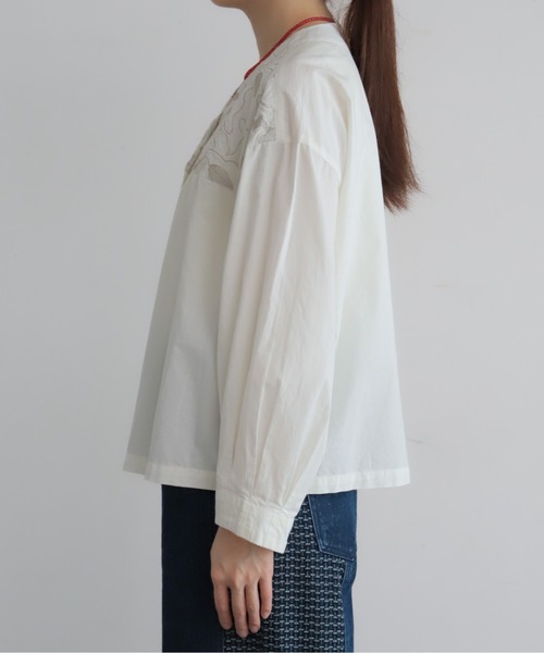 NOMBRE IMPAIR(ノンブルアンペール)の「インドコットン 金糸刺繍V開きブラウス(シャツ/ブラウス・レディース・ホワイト・FREE)」の19枚目の写真