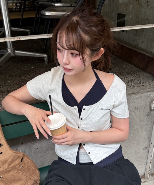 RAY CASSIN(レイカズン)の「【ドット柄・ボーダー・無地】レイヤードカーディガントップス / Tシャツ(Tシャツ/カットソー・レディース・ブラウン系その他2/ホワイト系その他/ネイビー/ボルドー/グレー系その他2/ブルー系その他2・FREE)」の1枚目の写真