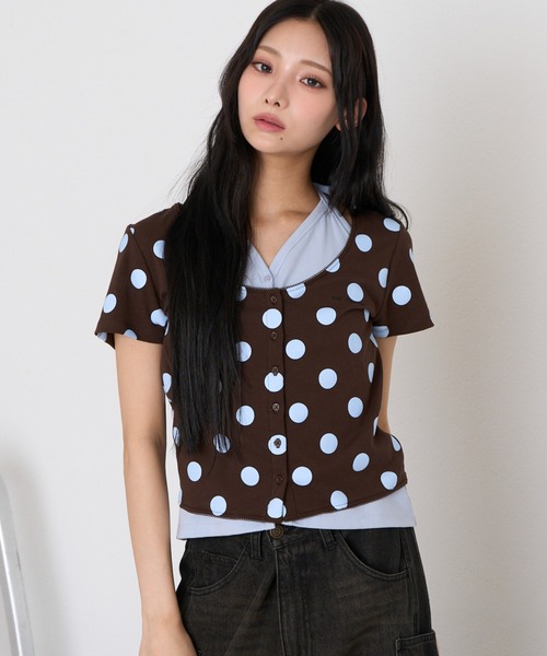 RAY CASSIN(レイカズン)の「【ドット柄・ボーダー・無地】レイヤードカーディガントップス / Tシャツ(Tシャツ/カットソー・レディース・ブラウン系その他2/ホワイト系その他/ネイビー/ボルドー/グレー系その他2/ブルー系その他2・FREE)」の2枚目の写真