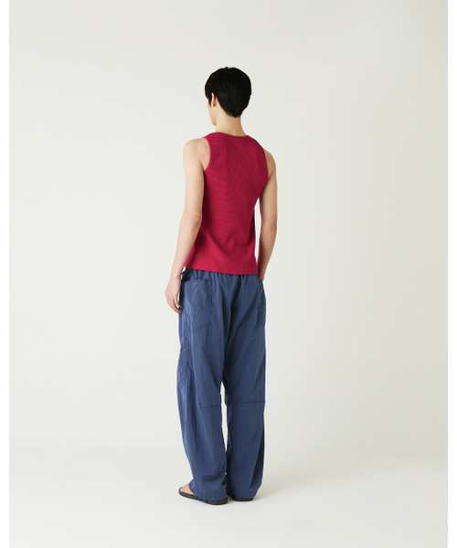 THEENDQUESTION(ジエンドクエスチョン)の「Puckering nylon pants / BLUE(その他パンツ・レディース・その他・1/2)」の4枚目の写真