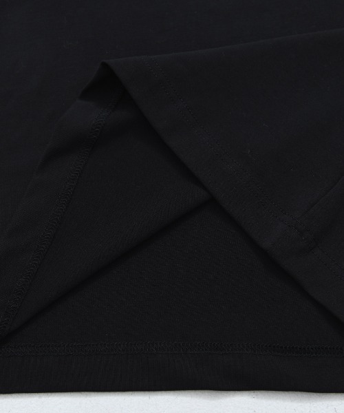 VIOLA(ヴィオラ)の「『VIOLA rumore/ヴィオラ ルモーレ』 PRINT ZIPポロシャツ(シャツ/ブラウス・メンズ・ブラック/レッド/ホワイト・L/XL/M)」の5枚目の写真