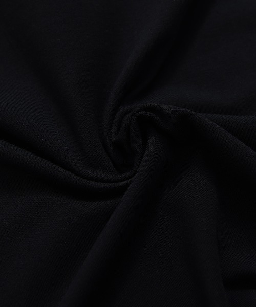 VIOLA(ヴィオラ)の「『VIOLA rumore/ヴィオラ ルモーレ』 PRINT ZIPポロシャツ(シャツ/ブラウス・メンズ・ブラック/レッド/ホワイト・L/XL/M)」の4枚目の写真