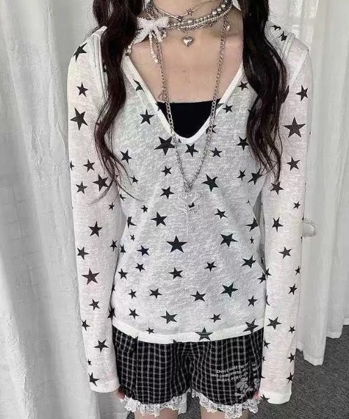 AVYL(アヴィル)の「シバースター総柄シアー長袖パーカー/フード付きトップス(Tシャツ/カットソー・レディース・ホワイト・M)」の10枚目の写真