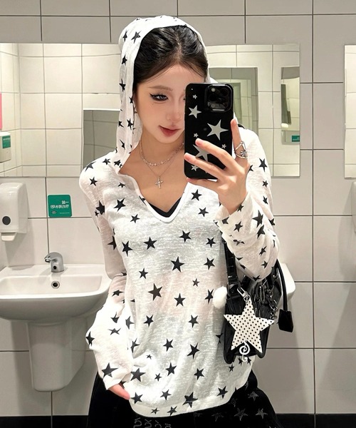 AVYL(アヴィル)の「シバースター総柄シアー長袖パーカー/フード付きトップス(Tシャツ/カットソー・レディース・ホワイト・M)」の11枚目の写真