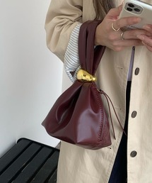 ゴールドバックル ワンハンドル バッグ
