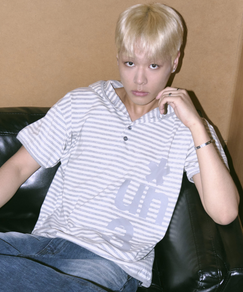 UNTITLED SEOUL(アンタイトル ソウル)の「シンボルストライプヘンリーフードクロップ半袖メランジホワイト(Tシャツ/カットソー・レディース・その他・SMALL/MEDIUM)」の2枚目の写真