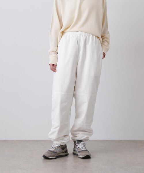 Y(ワイ)の「Y / RECYCLE NYLON MIX TAFFETA / RECYCLE POLYESTER FLEECE TROUSERS(その他パンツ・メンズ・ネイビー/ホワイト・LARGE/MEDIUM/SMALL)」の22枚目の写真
