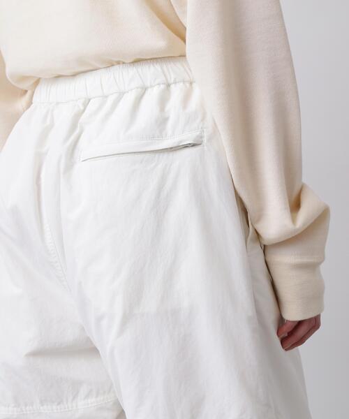 Y(ワイ)の「Y / RECYCLE NYLON MIX TAFFETA / RECYCLE POLYESTER FLEECE TROUSERS(その他パンツ・メンズ・ネイビー/ホワイト・LARGE/MEDIUM/SMALL)」の6枚目の写真