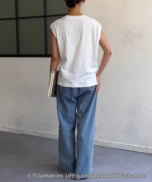 Chez toi(シェトワ)の「フォトTEE(Tシャツ/カットソー・レディース・ベージュ/ホワイト・FREE)」の6枚目の写真