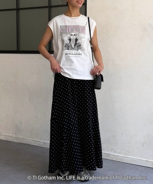 Chez toi(シェトワ)の「フォトTEE(Tシャツ/カットソー・レディース・ベージュ/ホワイト・FREE)」の9枚目の写真