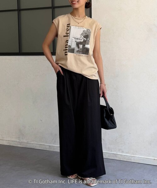 Chez toi(シェトワ)の「フォトTEE(Tシャツ/カットソー・レディース・ベージュ/ホワイト・FREE)」の11枚目の写真
