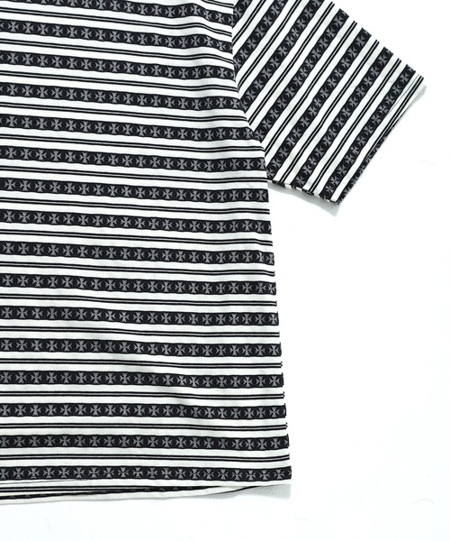 Revo.(レボ)の「Revo. クロスジャガード オールドイングリッシュ ボーダーTシャツ(Tシャツ/カットソー・メンズ・ホワイト/ブラック/ワイン・1/2)」の10枚目の写真