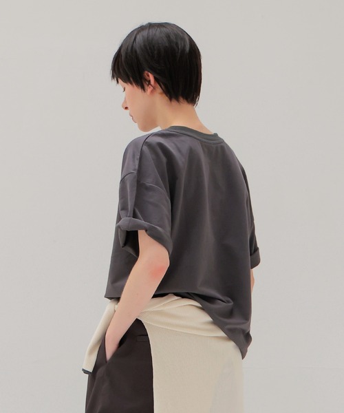 DRESSLAVE（ドレスレイブ）の「【限定】MICKY HAND SIGN TEE(ミッキーマウス ハンドサインTシャツ)（Tシャツ/カットソー・レディース・ホワイト/チャコールグレー・38）」の4枚目の写真
