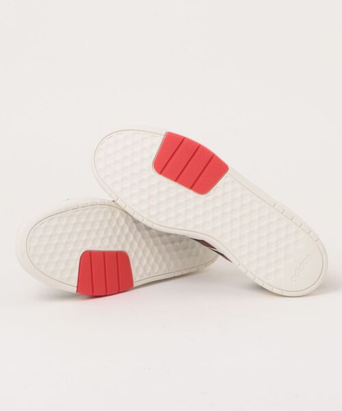 adidas（アディダス）の「COURTWAVE M（スニーカー・メンズ・ホワイト×レッド・25.0cm/25.5cm/26.0cm/26.5cm/27.0cm/28.0cm）」の3枚目の写真