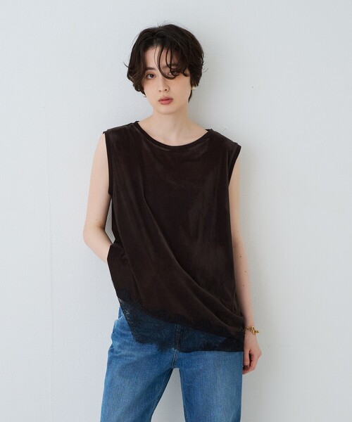Rouge vif Anna(ルージュヴィフアンナ)の「シアーベロアノースリーブヘムレースカットソー(Tシャツ/カットソー・レディース・ブラック/ダークブラウン・フリー)」の8枚目の写真