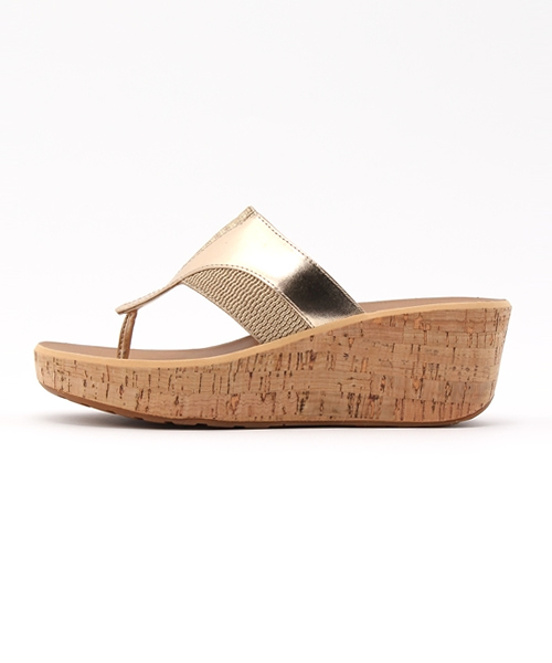 ROCKPORT（ロックポート）の「ウィークエンド カジュアルス ラネア ゴア トング(WEEKEND CASUALS LANEA GORE THONG)（サンダル・レディース・ゴールド×ブラウン・22.0cm/24.0cm/22.5cm/23.0cm/23.5cm/24.5cm/25.0cm）」の8枚目の写真