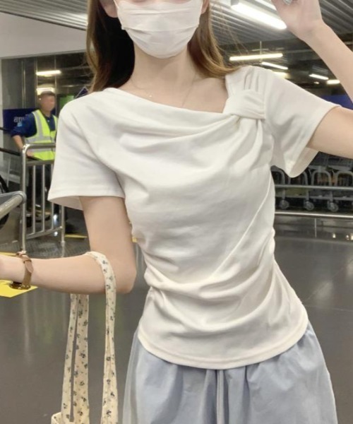 semplice（センプリチェ）の「Ｔシャツ【韓国ファッション】（Tシャツ/カットソー・レディース・ホワイト/ピンク/ブルー・F）」の12枚目の写真