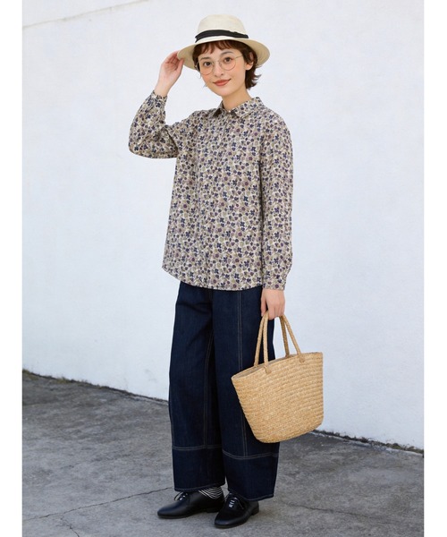 Sew loop(ソーループ)の「綿100%花柄プリント長袖ブラウス(シャツ/ブラウス・レディース・ベージュ系その他・M/L)」の2枚目の写真