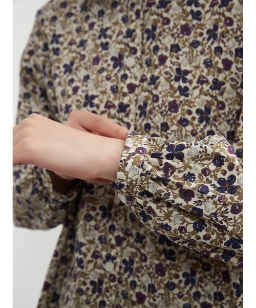Sew loop(ソーループ)の「綿100%花柄プリント長袖ブラウス(シャツ/ブラウス・レディース・ベージュ系その他・M/L)」の13枚目の写真