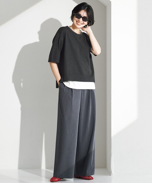 UNFILO(アンフィーロ)の「スタメンワイドパンツ(その他パンツ・レディース・グレー系1/黄土色系/ブラック系・SMALL/MEDIUM/LARGE)」の3枚目の写真