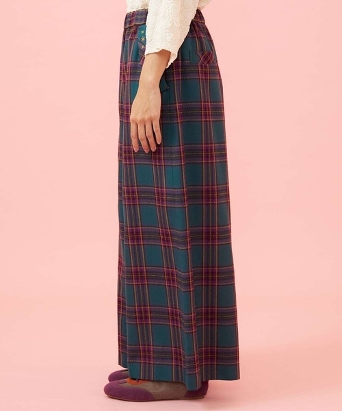 Jocomomola(ホコモモラ)の「Repetir チェック柄ワイドパンツ(その他パンツ・レディース・ブルー/オレンジ系その他・40)」の22枚目の写真