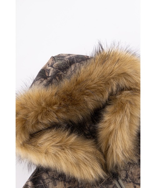 SUPPLIER(サプライヤー)の「ジップフーディ|Tree Camo Faux Fur Cross Zip Hoodie|SUPPLIER(パーカー・メンズ・ブラウン系カモフラージュ・MEDIUM/LARGE/X-LARGE/SMALL)」の5枚目の写真