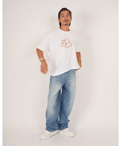 #Re:room（リルーム）の「ロゴビッグフラワープリントTシャツ（Tシャツ/カットソー・メンズ・ホワイト・S-M/M-L）」の5枚目の写真