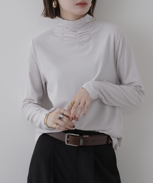 FUNALIVE(ファンアライブ)の「MANIN ボトルネックカットソー 長袖(Tシャツ/カットソー・レディース・ボルドー/ベージュ/ライトグレー・M)」の15枚目の写真