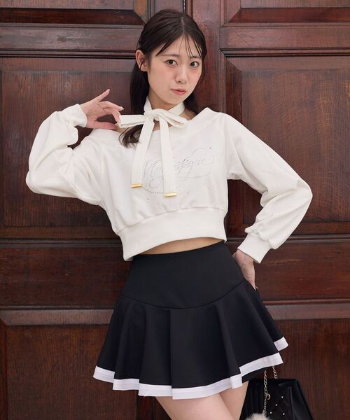 MAJESTIC LEGON(マジェスティックレゴン)の「キラキラロゴオフショルスウェット(スウェット・レディース・オフホワイト/グレー/ブラック・MEDIUM)」の6枚目の写真