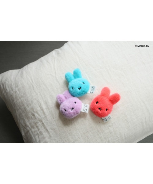 Dick Bruna（ディックブルーナ）の「BON TON TOYS Miffy 8cm Brooch ECO Fuzzy in Box（ブローチ/コサージュ・レディース・ターコイズブルー/ラベンダー/コーラル・FREE）」の5枚目の写真