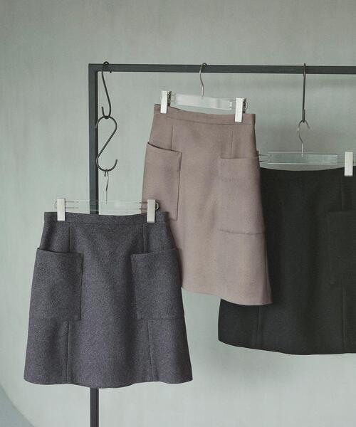 NATURAL BEAUTY BASIC(ナチュラルビューティーベーシック)の「〈ちょうどいい服〉大人がはけるミニスカート(スカート・レディース・グレー系その他/ブラック/ベージュ・SMALL/MEDIUM)」の3枚目の写真