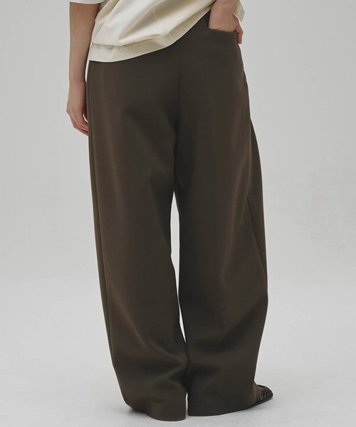 TODAYFUL（トゥデイフル）の「[TODAYFUL/トゥデイフル]Bonding Wide Trousers/ボンディングワイドトラウザーズ/スラックス/ワイドパンツ（スラックス・レディース・ダークグレー/ブラック/カーキ・36/38）」の18枚目の写真