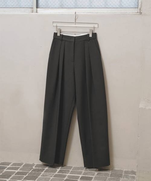 TODAYFUL（トゥデイフル）の「[TODAYFUL/トゥデイフル]Bonding Wide Trousers/ボンディングワイドトラウザーズ/スラックス/ワイドパンツ（スラックス・レディース・ダークグレー/ブラック/カーキ・36/38）」の9枚目の写真