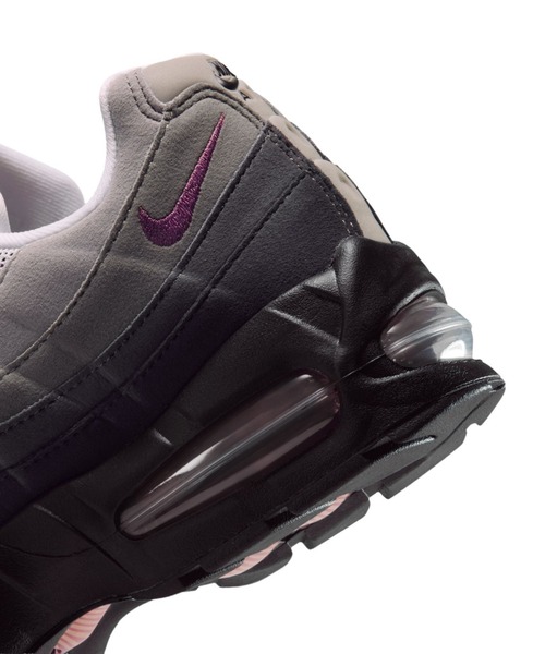 NIKE(ナイキ)の「ナイキ エア マックス 95 ビッグ バブル ウィメンズシューズ / Nike Air Max 95 Big Bubble Women's Shoes HJ5996-007 Black(スニーカー・レディース・ブラック・23.5/24.5/25.5/26/25/24/23)」の6枚目の写真