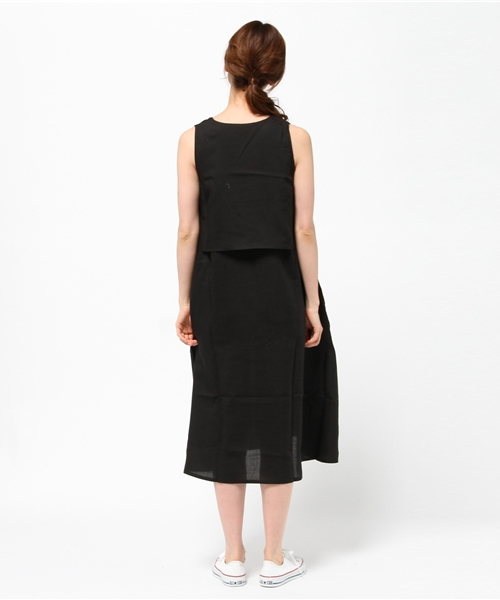 LBC（エルビーシー）の「BBリヨセルラミーローンVネックタンクワンピース（ワンピース・レディース・イエロー/ネイビー/ブラック・MEDIUM）」の4枚目の写真