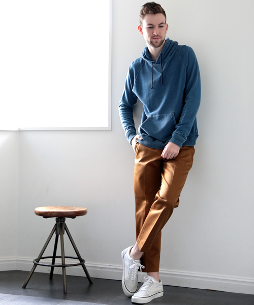 Denime(ドゥニーム)の「カットデニム裏毛プルオーバーパーカー(パーカー・メンズ・ネイビー/ブルー・LARGE/X-LARGE/MEDIUM/SMALL)」の17枚目の写真