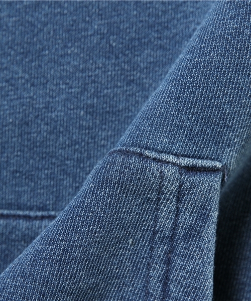 Denime(ドゥニーム)の「カットデニム裏毛プルオーバーパーカー(パーカー・メンズ・ネイビー/ブルー・LARGE/X-LARGE/MEDIUM/SMALL)」の7枚目の写真
