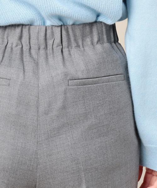 BEAUTY&YOUTH UNITED ARROWS(ビューティーアンドユースユナイテッドアローズ)の「BY タックギャザー テーパードパンツ◆(その他パンツ・レディース・オフホワイト/グレー/ベージュ/ワインレッド・MEDIUM/SMALL)」の13枚目の写真