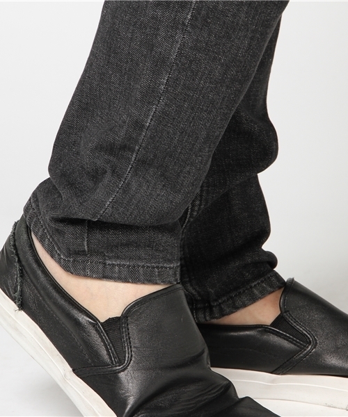 n(n) BY NUMBER (N)INE（エヌエヌバイナンバーナイン）の「直営店限定_SKINNY PANTS_STRETCH DENIM(DAMAGE)（デニムパンツ・メンズ・ブラック・4/2/3/5）」の7枚目の写真