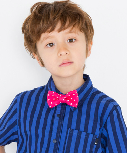 BOW（ボウ）の「【BOW /ボウ】息子に恋する蝶ネクタイ♪  ボタンにラクラク取付け♪（蝶ネクタイ・キッズ・ホワイト系その他/ピンク/レッド/ブラック系その他/グレー/ネイビー/イエロー/レモンイエロー/サーモンピンク/ピンク系その他/イエロー系その他/イエロー系その他2・ONESIZE/ONE SIZE）」の10枚目の写真