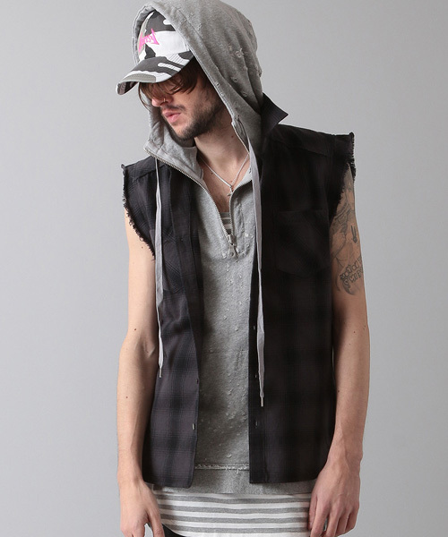 NO ID.（ノーアイディ）の「mhs995-CﾈﾙｵﾝﾌﾞﾚｰﾁｪｯｸｶｯﾄｵﾌｽﾘｰﾌﾞSH（シャツ/ブラウス・メンズ・グレー/ブルー/イエロー/グリーン/レッド・2/1）」の2枚目の写真