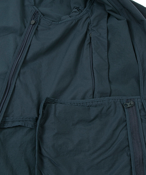 TEATORA(テアトラ)の「TEATORA Device Coat P(トレンチコート・メンズ・ブラック・48/46)」の15枚目の写真