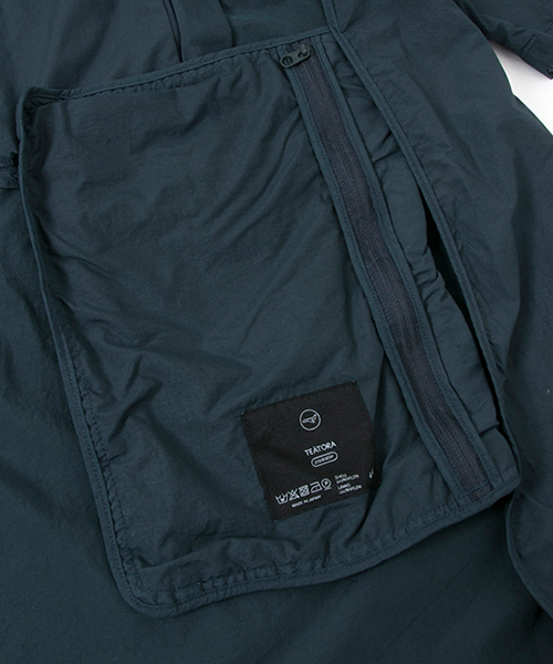 TEATORA(テアトラ)の「TEATORA Device Coat P(トレンチコート・メンズ・ブラック・48/46)」の7枚目の写真