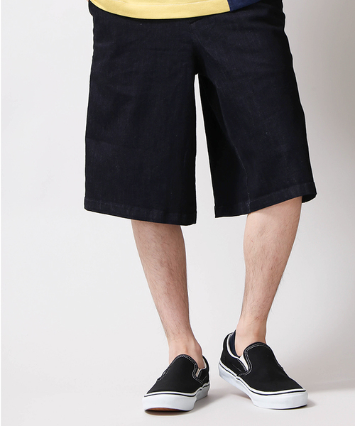 WEGO（ウィゴー）の「WEGO/ボックスデニムボリュームショーツ（デニムパンツ・メンズ・ライトインディゴブルー/ダークインディゴブルー・MEDIUM/LARGE）」の2枚目の写真